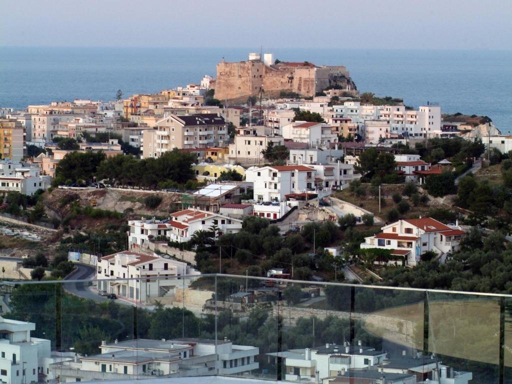 Coppitella, & Vieste